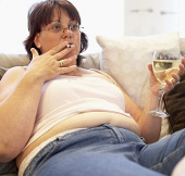 Phụ nữ tăng cân vì lười làm việc nhà