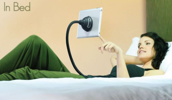Không cần giữ vẫn có thể nằm chơi iPad