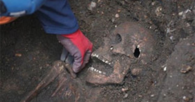 Phát hiện hố chôn tập thể từ thế kỷ XV tại London