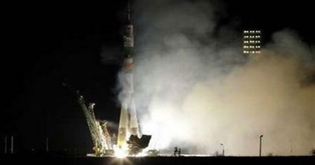 Tàu vũ trụ Nga đưa phi hành đoàn mới lên ISS