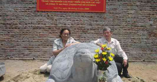 Người đọc thông viết thạo chữ Việt cổ!