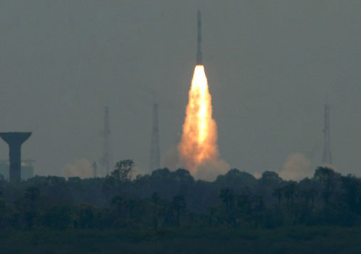 Singapore phóng thành công vệ tinh tự chế đầu tiên