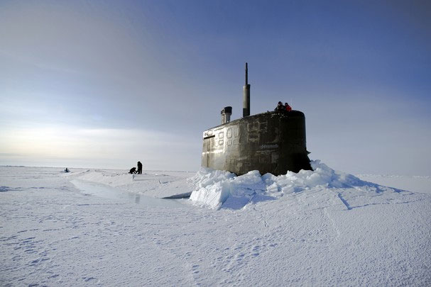 Biến đổi khí hậu hâm nóng "chiến tranh lạnh" ở Bắc Cực