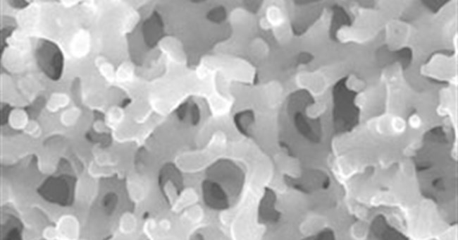 Sử dụng bọt nano để chế tạo áo giáp