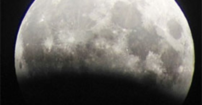 Những hiện tượng thiên văn kỳ ảo trong tháng 4