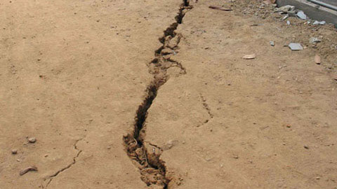 Nứt đất tại Lâm Đồng khó xảy ra động đất