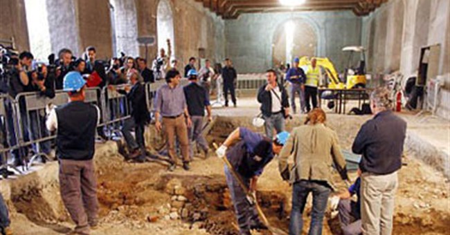 Tìm thấy di cốt nghi của Mona Lisa!