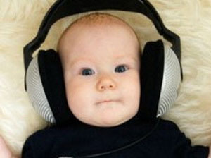 Nghe nhạc cổ điển giúp cho trẻ sơ sinh giảm áp lực