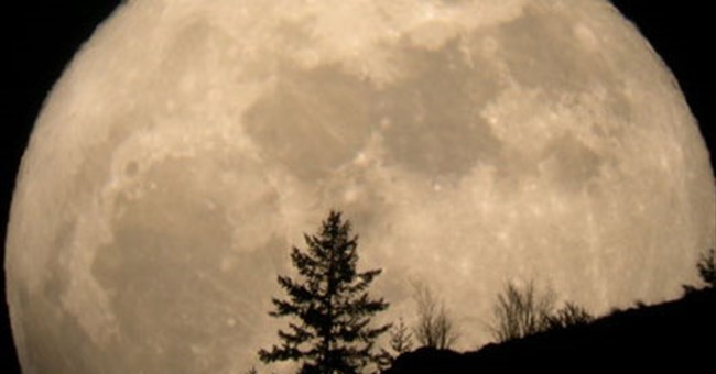 "Siêu trăng" sắp xuất hiện
