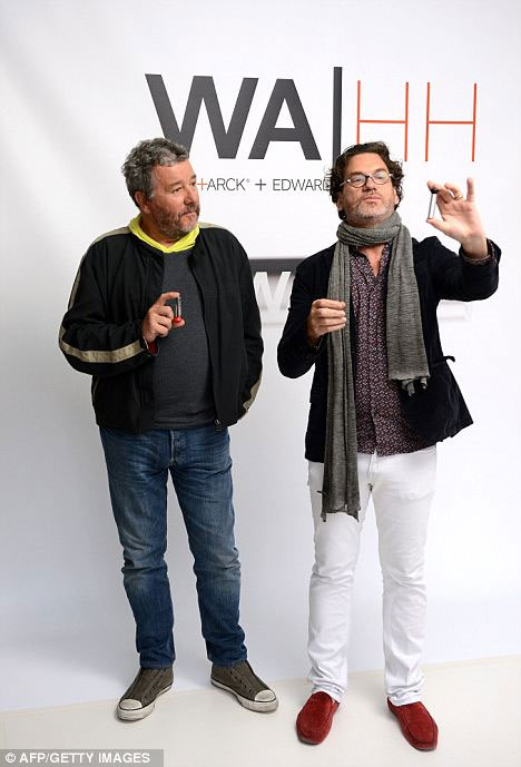 Hai nhà thiết kế Philippe Starck và David Edwards giới thiệu sản phẩm