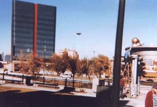UFO suýt gây tai nạn hàng không tại Mỹ