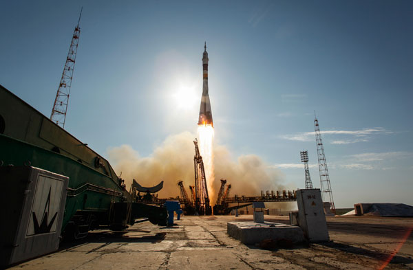 Kazakhstan ngăn cản Nga phóng vệ tinh