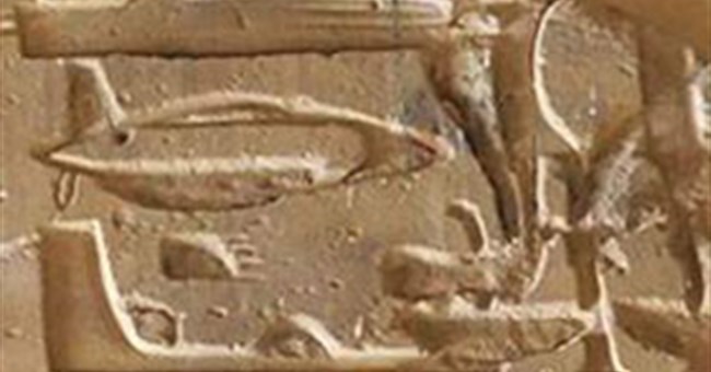 Máy bay, tàu ngầm có từ thời cổ đại?