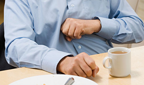 Cắn móng tay, ợ hơi... có lợi cho sức khoẻ