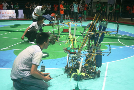 Khởi động vòng chung kết Robocon Việt Nam