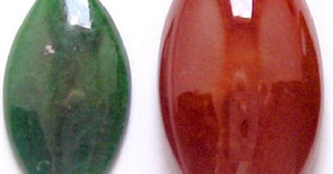 Hồng ngọc và ngọc bích “soi chiếu” lịch sử Trái đất