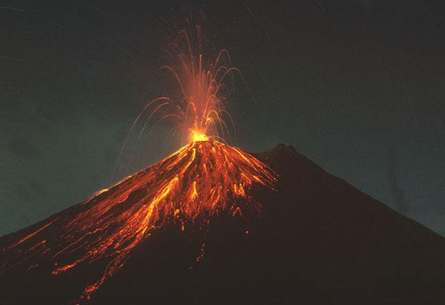 Núi lửa đáng sợ hơn thiên thạch
