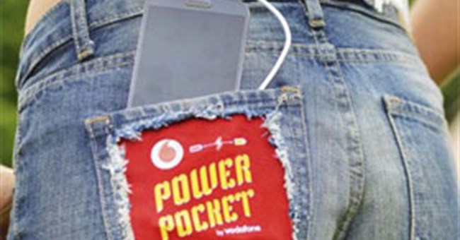 Quần soóc và túi ngủ có thể phát điện