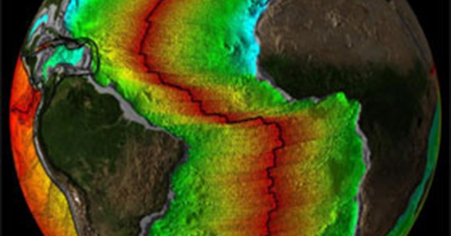 Viễn cảnh lục địa Âu - Mỹ đụng độ