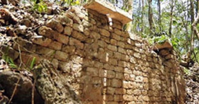 Tìm thấy thành phố Maya cổ trong rừng Mexico