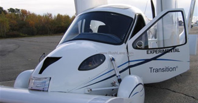 Ô tô bay đầu tiên trên thế giới chính thức đi vào sử dụng 