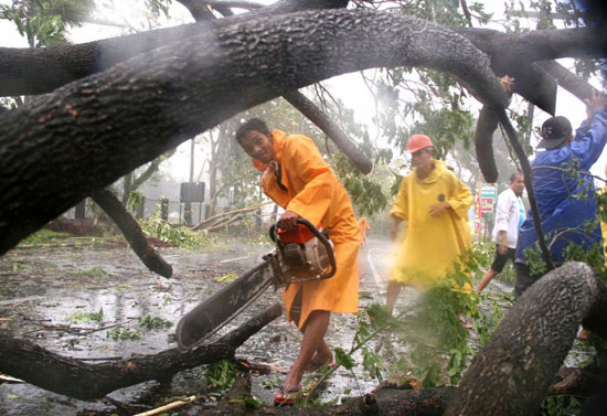 Philippines: 25 người chết vì bão Nock-ten đổ bộ
