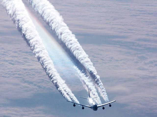 ICAO thiết lập tiêu chuẩn khí thải CO2 cho máy bay 