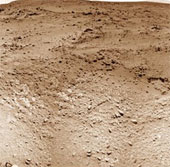 Tò Mò lăn bánh đến núi Sharp trên sao Hỏa