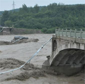Mưa bão lớn gây thiệt hại nặng nề tại Trung Quốc