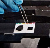 Lớp phủ "siêu đen" giúp tăng độ nhạy cho thiết bị quang học