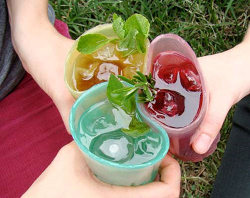 Cốc vừa uống nước, vừa để ăn
