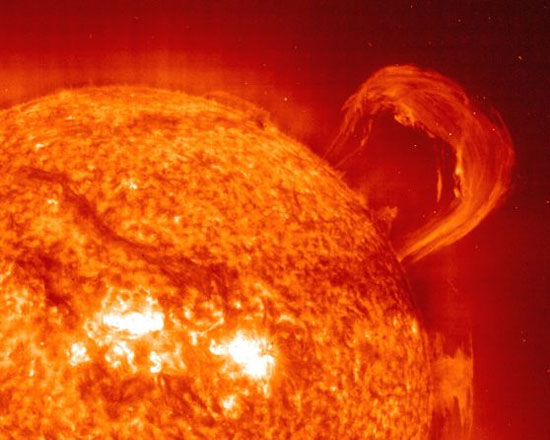 NASA họp báo theo dõi bão năng luợng mặt trời