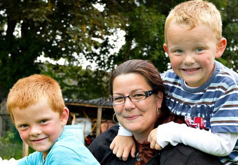 Dos hermanos con la misma madre nacieron con 48 minutos de diferencia pero son hijos de ... ¡2 padres diferentes! Dos hermanos con la misma madre nacieron con 48 minutos de diferencia pero son hijos de ... ¡2 padres diferentes!