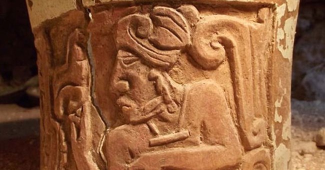 Phát hiện lăng mộ hoàng tử Maya cổ đại 