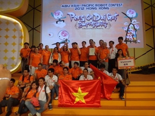Việt Nam đoạt giải nhì cuộc thi Robocon châu Á - TBD