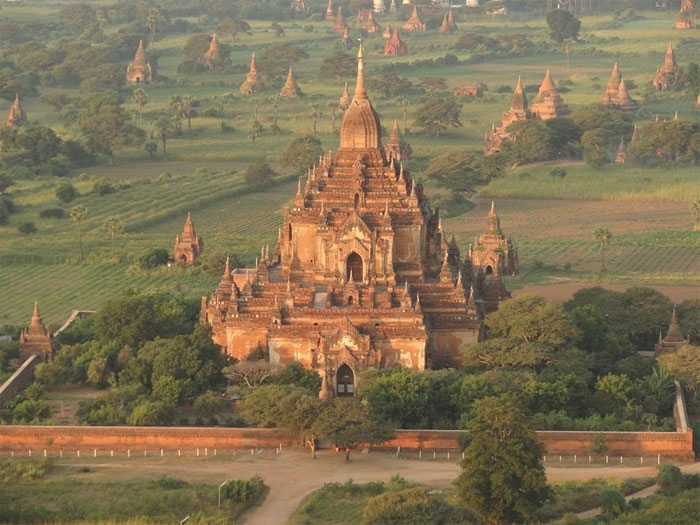 Bagan, xứ sở của hàng ngàn ngôi đền bị lãng quên