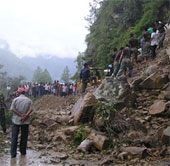 Mưa lớn tại Ấn Độ gây sụt lở đất khiến 14 người chết