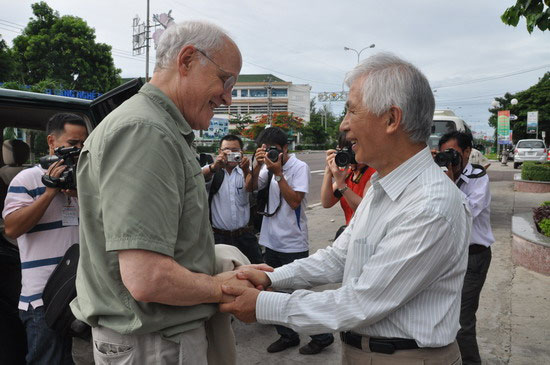Đón tiếp 4 nhà khoa học đoạt giải Nobel