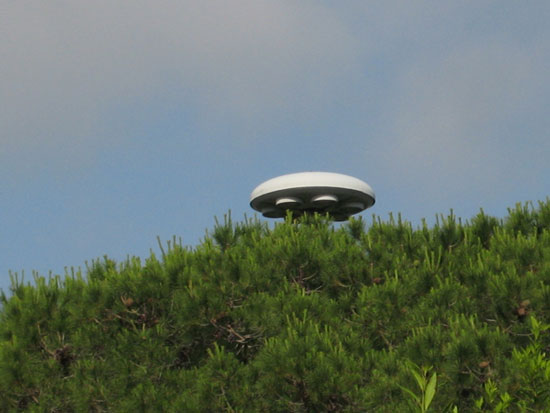 Ngày càng nhiều UFO tới Trái đất 