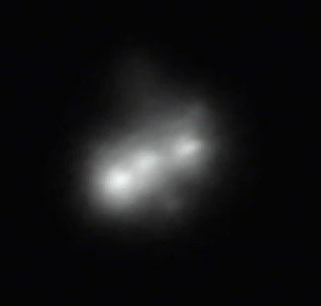 Video vệ tinh của NASA đang rơi trong vũ trụ
