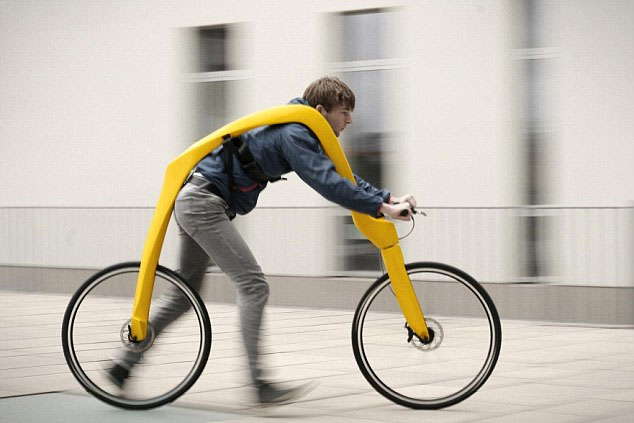 Video: Sáng chế xe đạp không yên, không pedal 