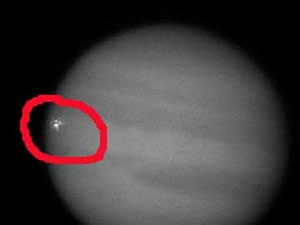 Video quan sát vụ nổ lớn trên sao Mộc từ Trái Đất