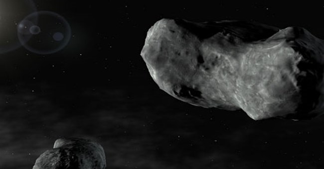 Hai thiên thạch bay sát trái đất hôm nay