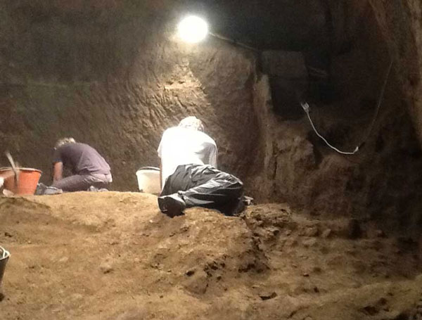 Kim tự tháp đầu tiên thời văn minh Etruscan được tìm thấy tại Ý