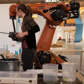 Video: Giới thiệu robot nấu ăn