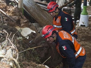 Số người bị chết vì bão ở Mexico đã lên tới hơn 100