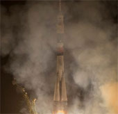 Tàu vũ trụ Nga lên ISS mang theo đuốc Olympic