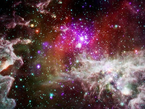 Ảnh vũ trụ: Bong bóng màu hồng trong thiên hà
