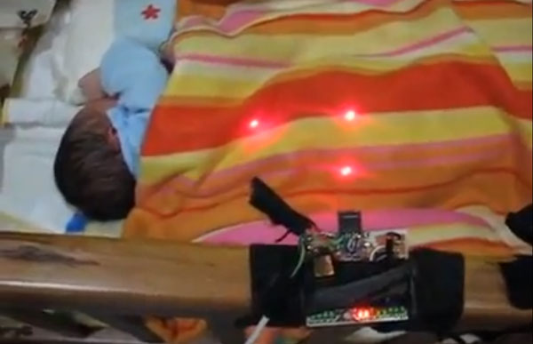 Thiết bị laser theo dõi giấc ngủ của trẻ sơ sinh