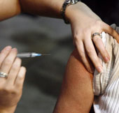 Vắcxin cúm giúp giảm nguy cơ mắc các bệnh về tim